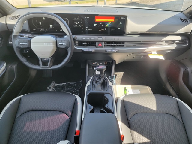 2025 Kia K4 GT-Line photo 19