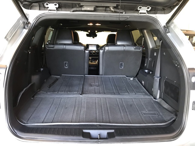 2021 Toyota Highlander XSE photo 5