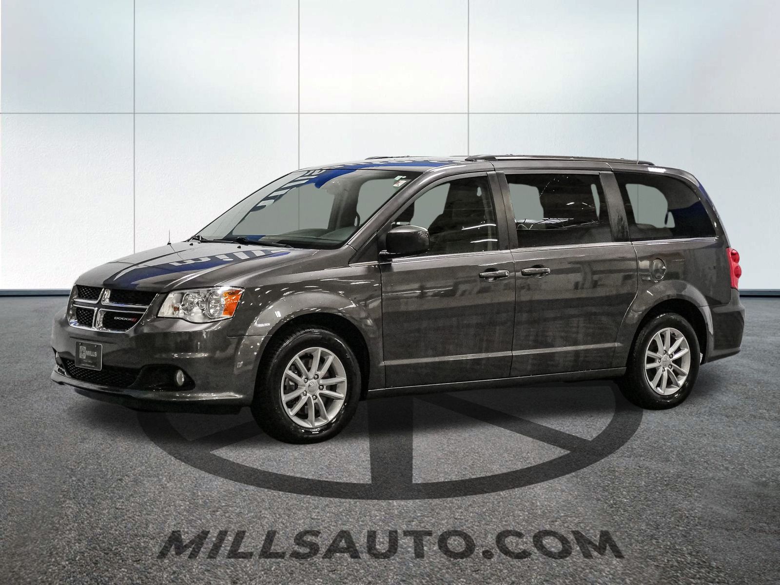 Used 2019 Dodge Grand Caravan SXT with VIN 2C4RDGCG0KR785335 for sale in Baxter, Minnesota