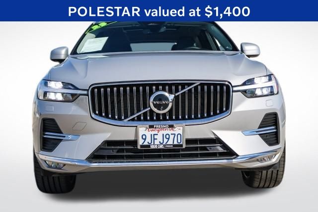2023 Volvo XC60 B5 Ultimate photo 2
