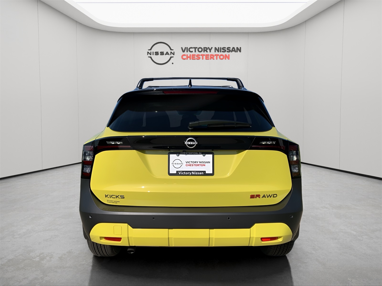 2026 Nissan Kicks SR photo 3