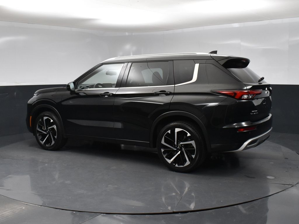 2023 Mitsubishi Outlander SEL 40th Anniversary Edition photo 4