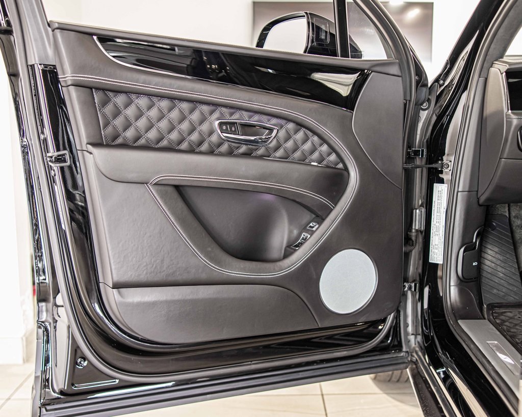 2022 BENTLEY BENTAYGA - Image 35