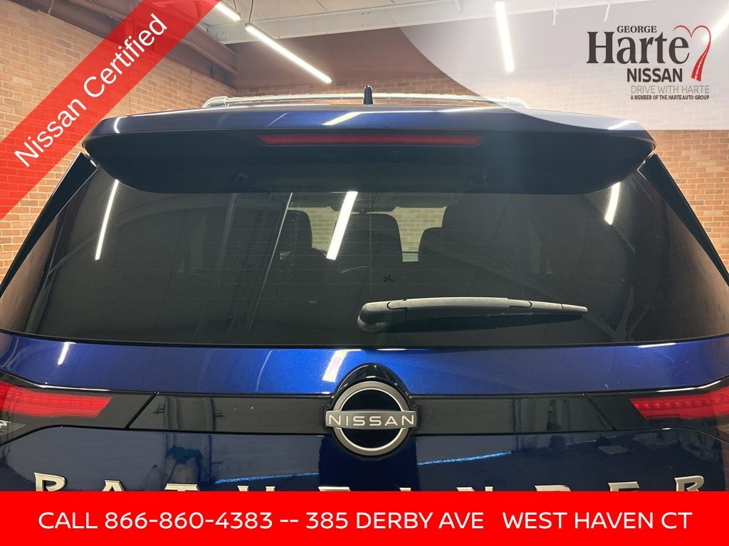 2023 Nissan Pathfinder SL photo 38