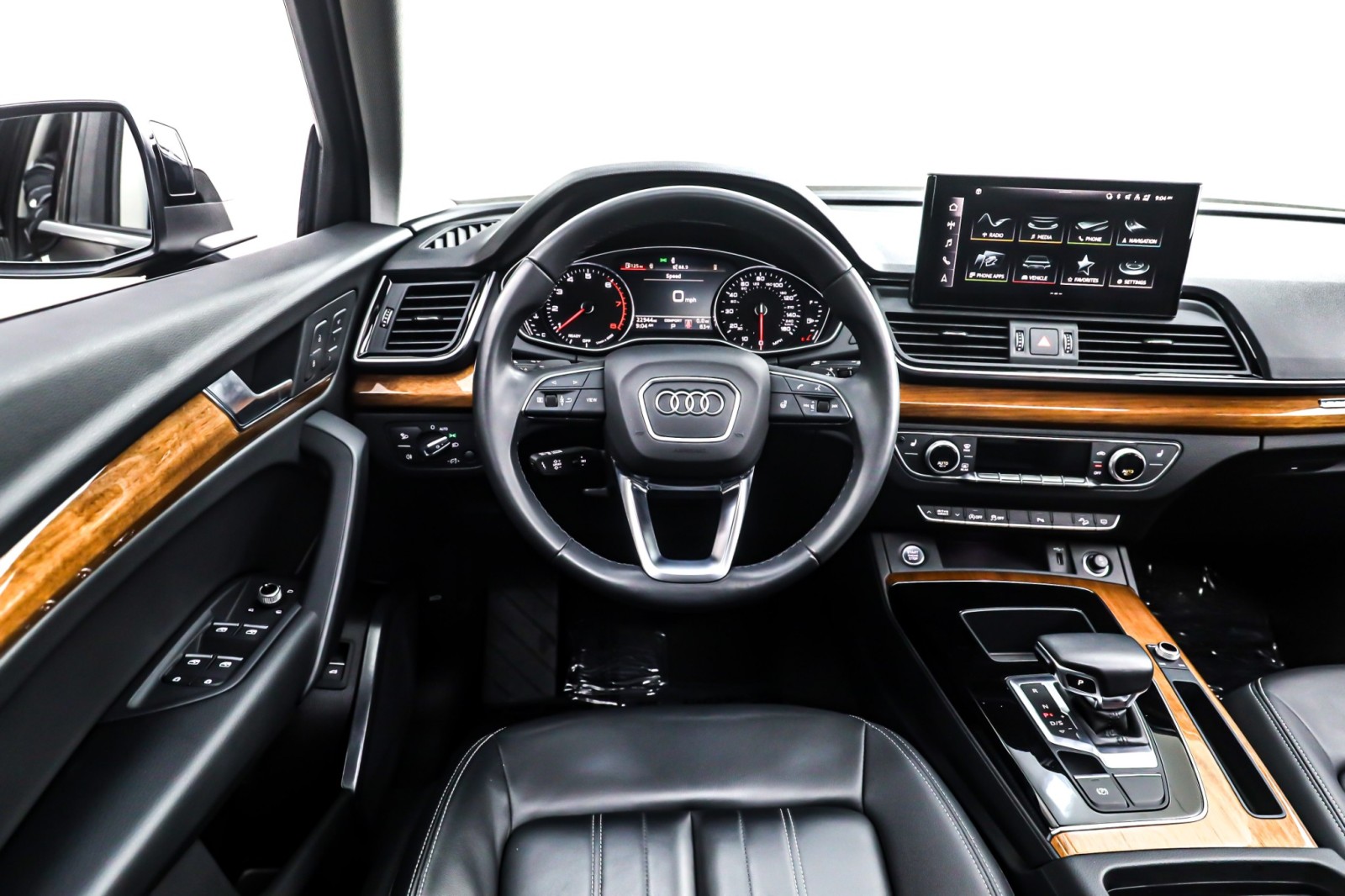 2023 Audi Q5 Premium 40 TFSI photo 4