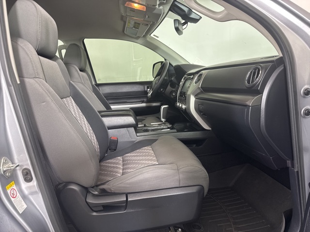 2018 Toyota Tundra SR5 photo 4