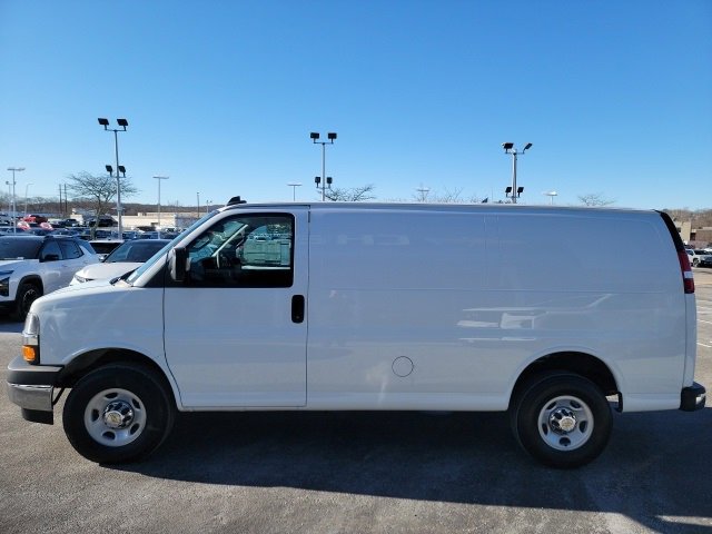 2024 Chevrolet Express 2500 Work Van photo 6