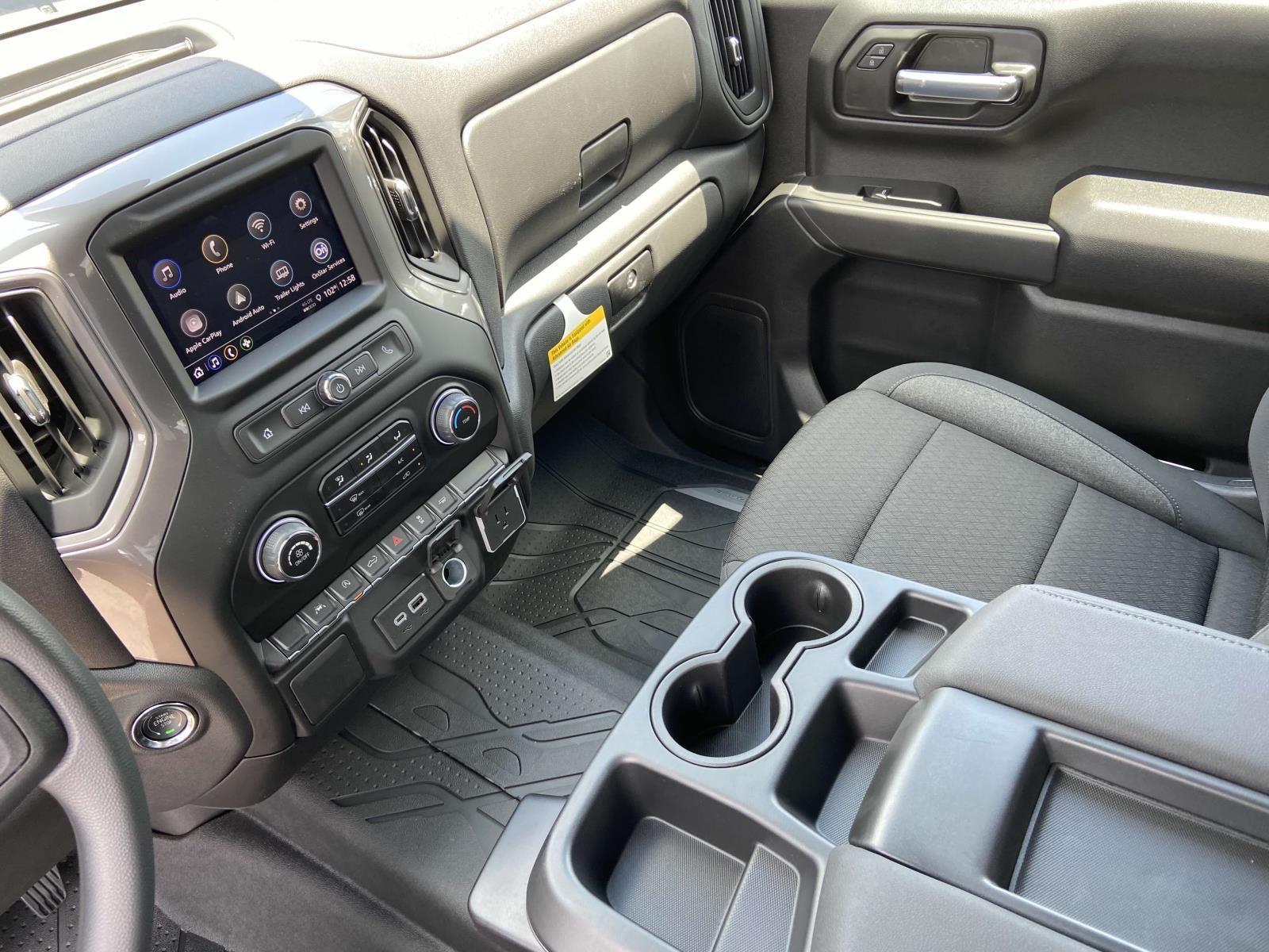 2025 Chevrolet Silverado 1500 Custom photo 15
