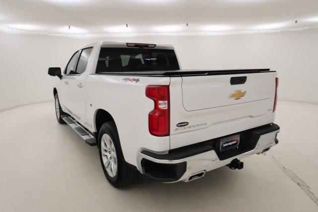 2024 Chevrolet Silverado 1500 LTZ photo 25