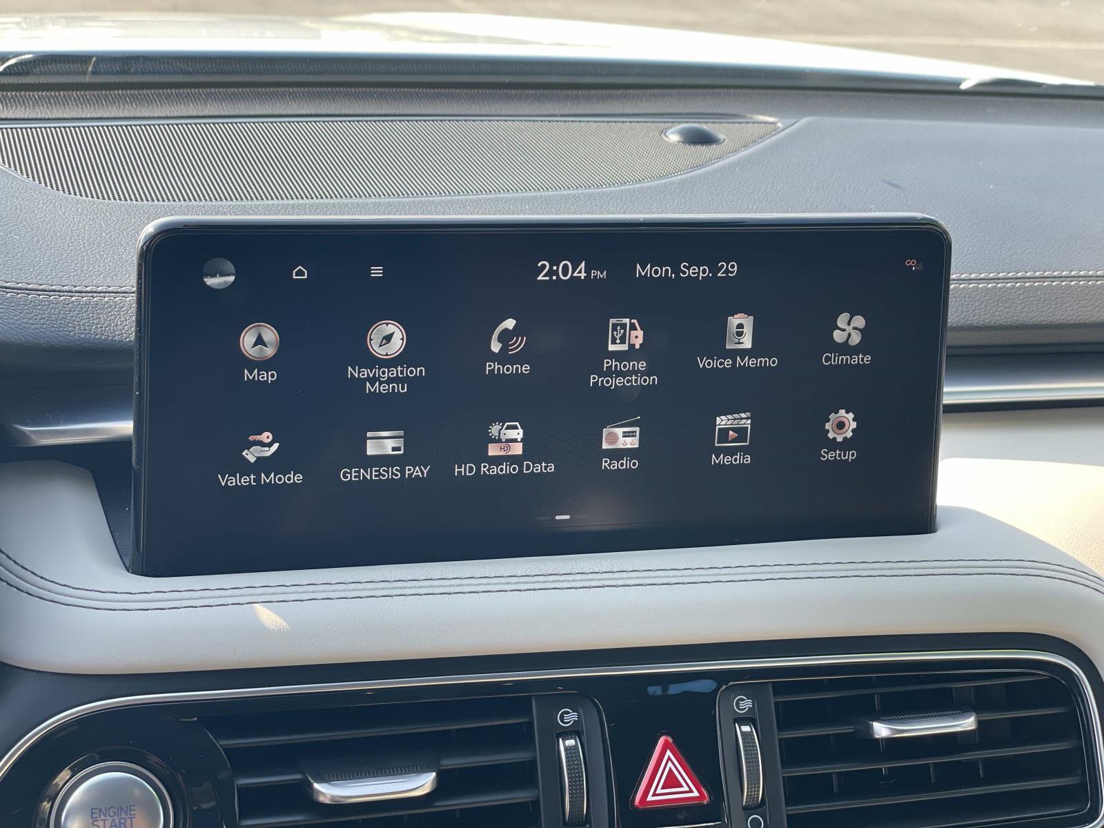 2023 Genesis G70 3.3T photo 10