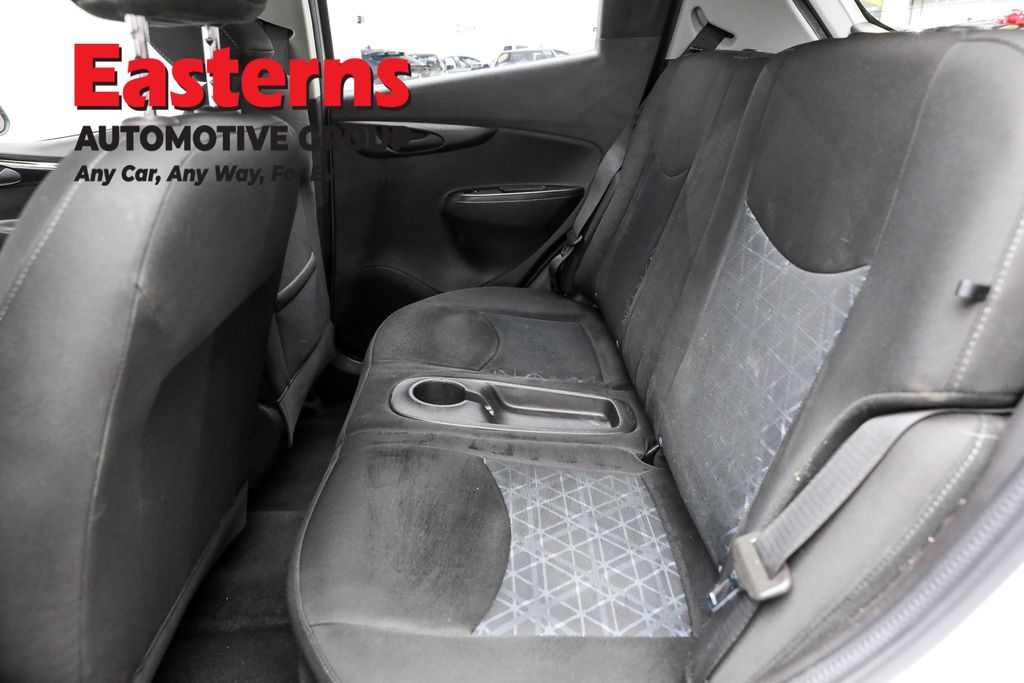 2021 Chevrolet Spark 1LT photo 19