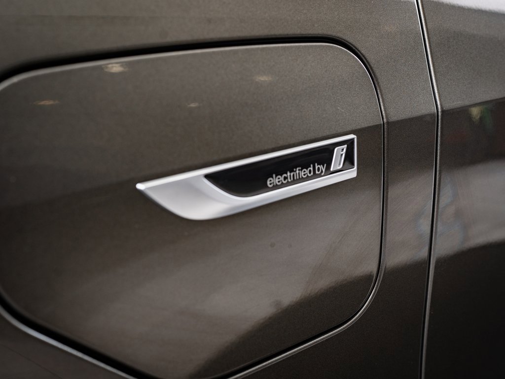 2023 Bmw X5 xDrive45e photo 9
