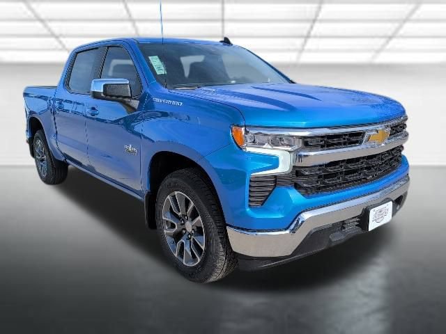 2025 Chevrolet Silverado 1500 LT's photo