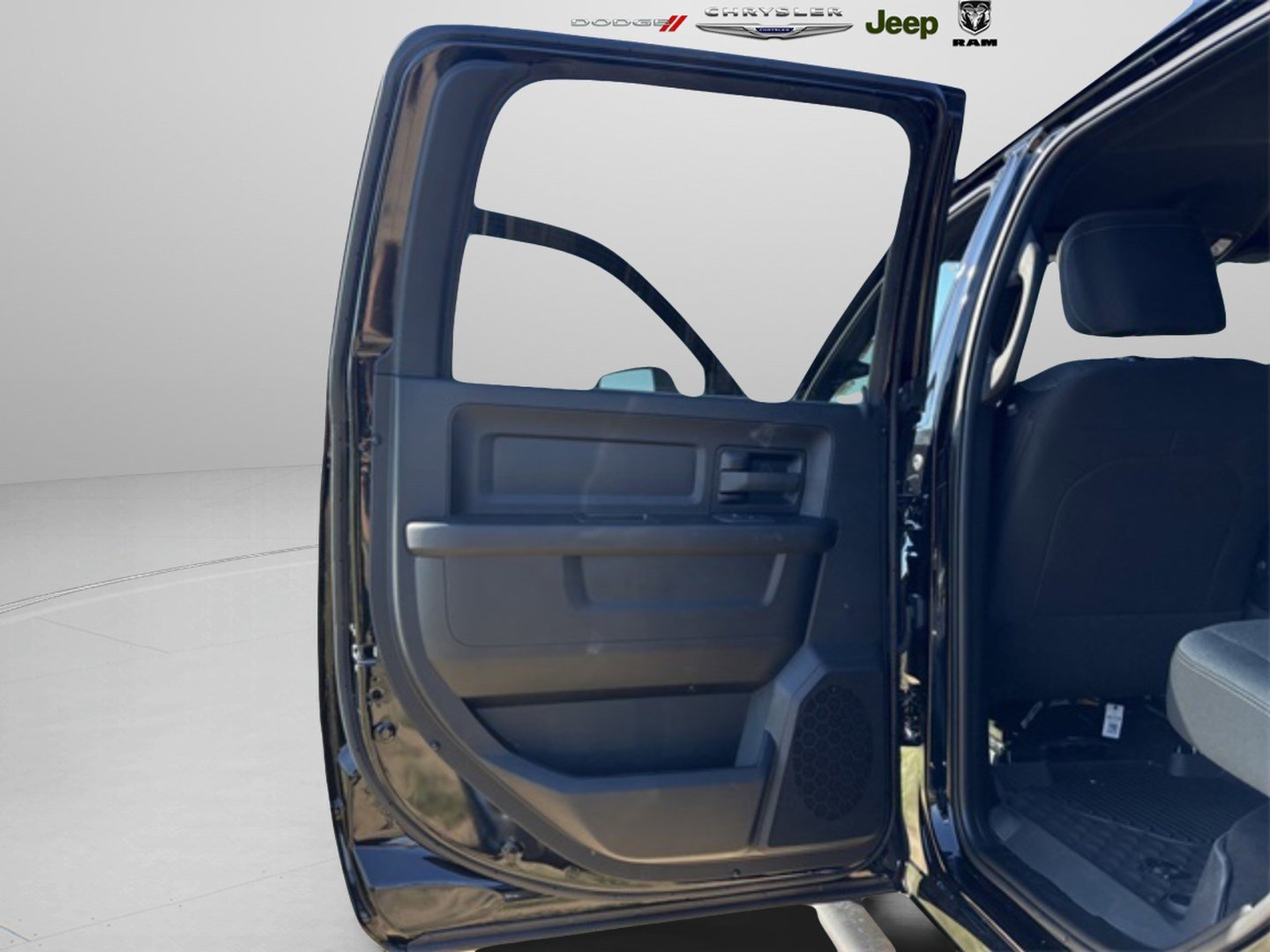 2026 Ram 2500 Tradesman photo 9