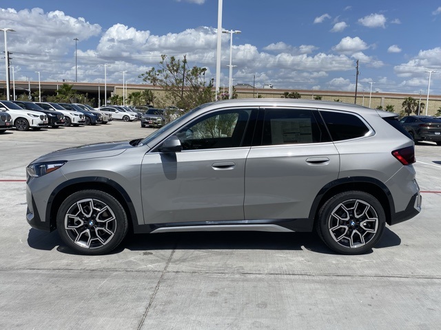 2025 Bmw X1 XDrive28i photo 3