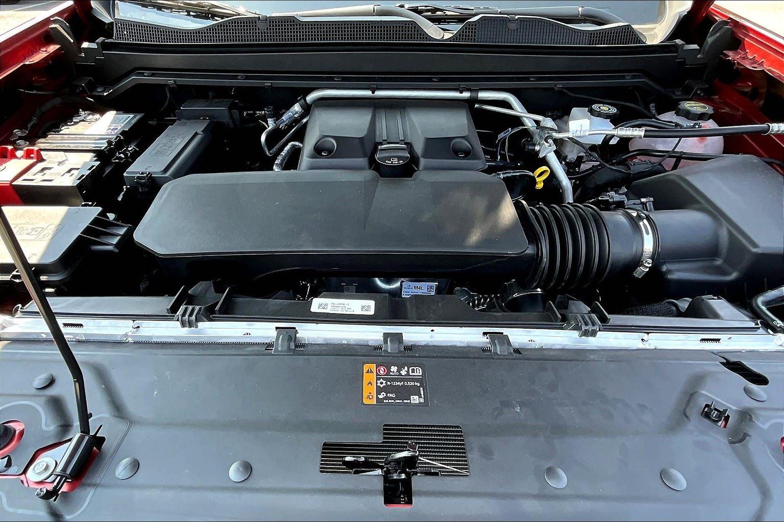 2025 Chevrolet Colorado Z71 photo 12