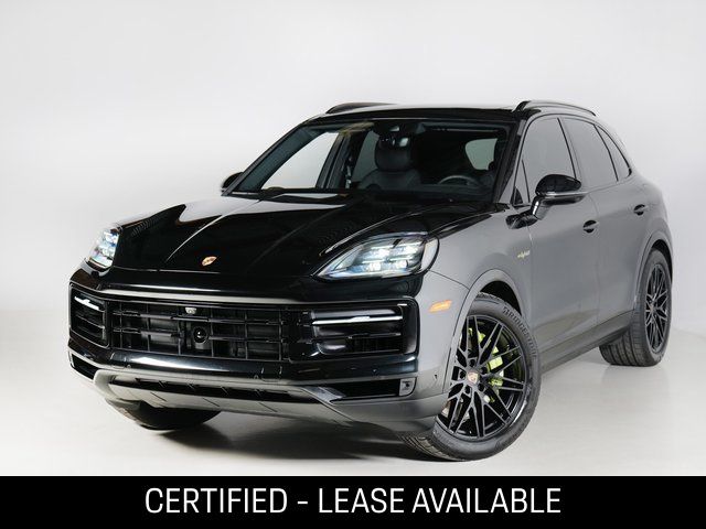 2025 Porsche Cayenne S E-Hybrid's photo