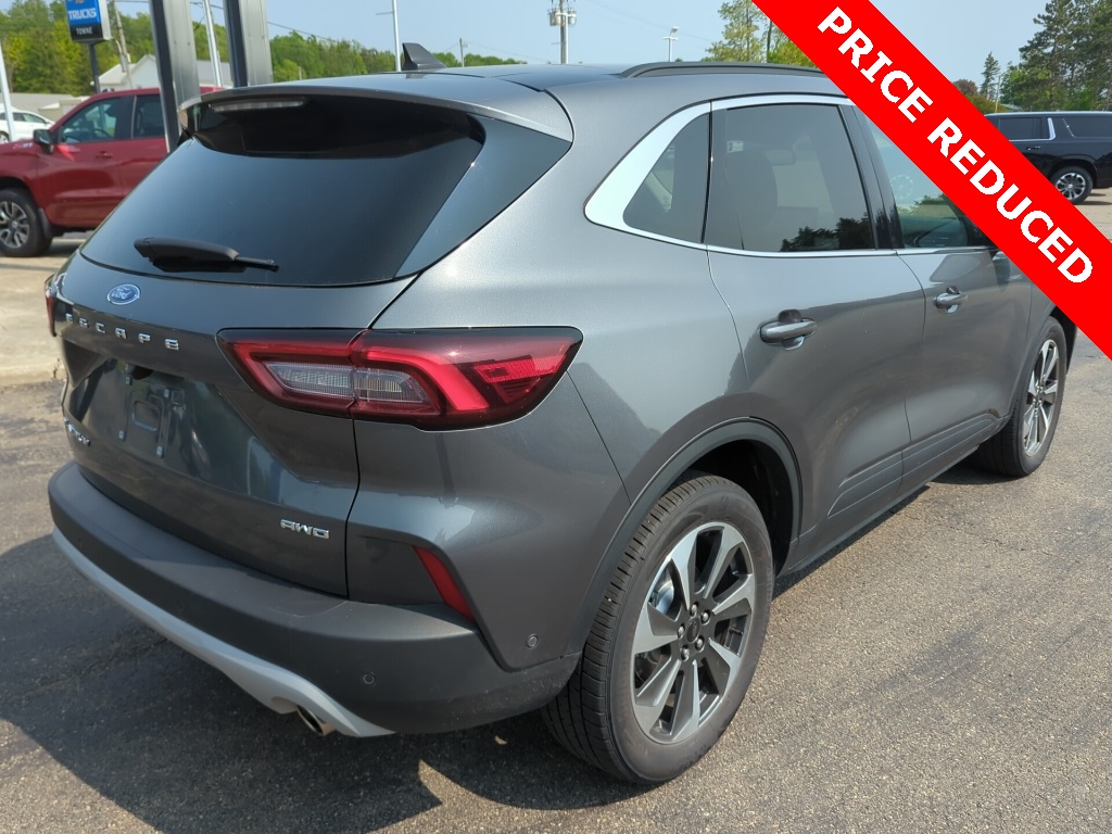 2023 Ford Escape Platinum photo 3