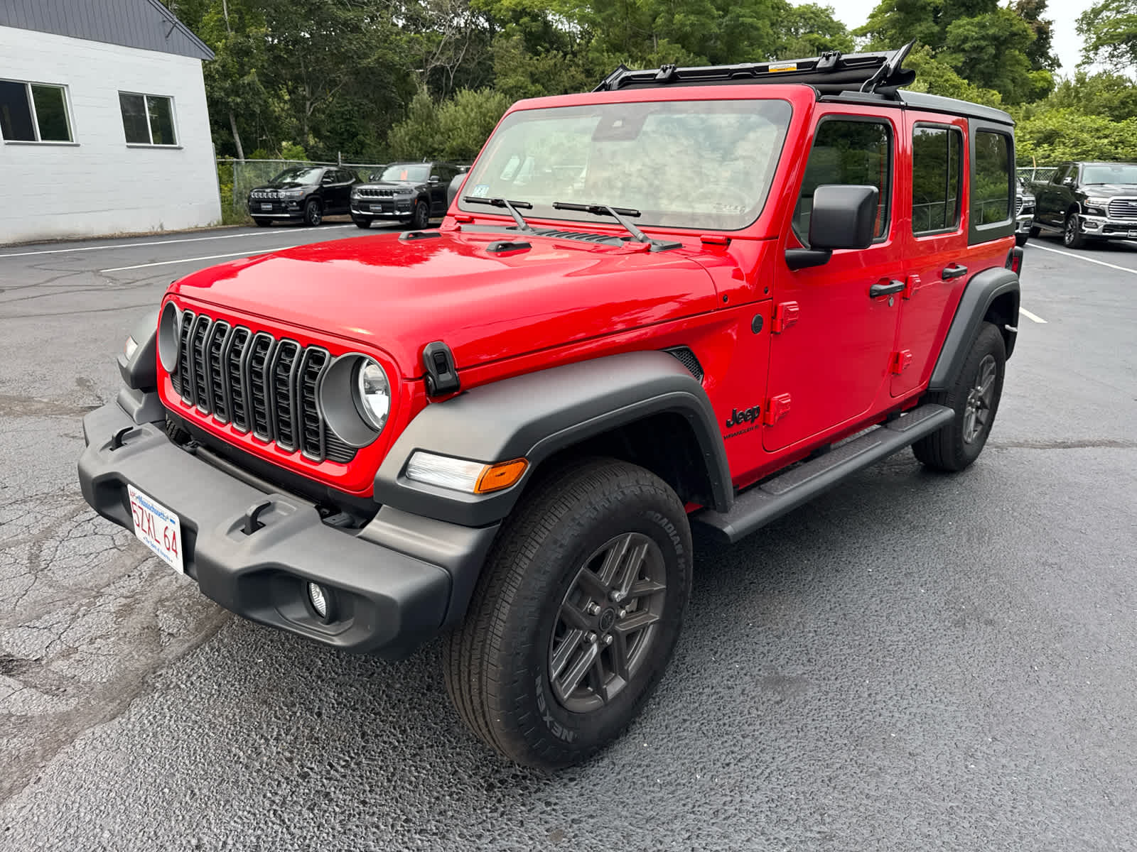 2025 Jeep Wrangler Sport S photo 3