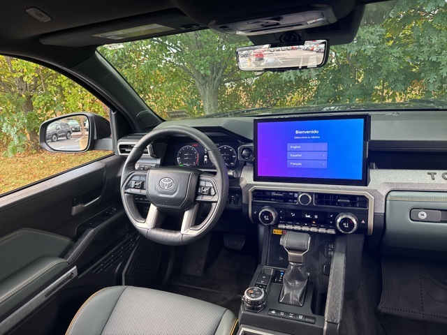 2025 Toyota Tacoma Trailhunter photo 13