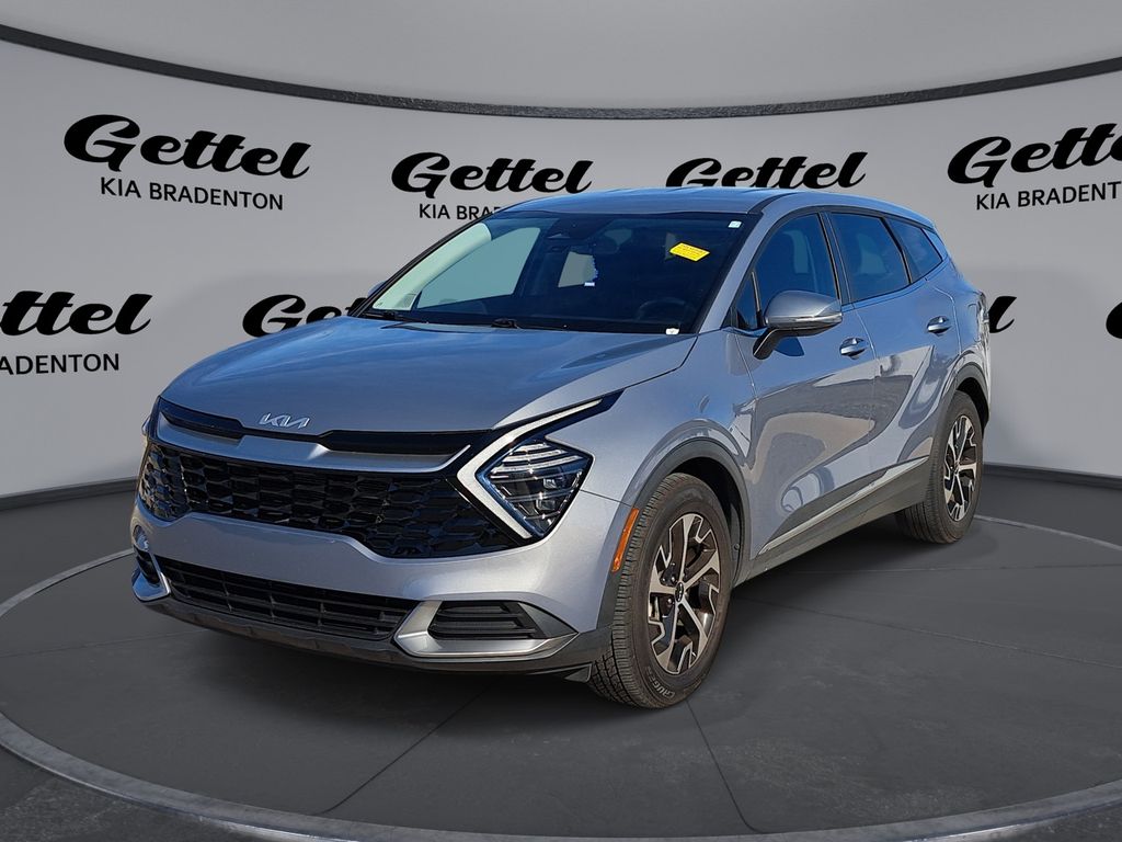 2024 Kia Sportage EX's photo