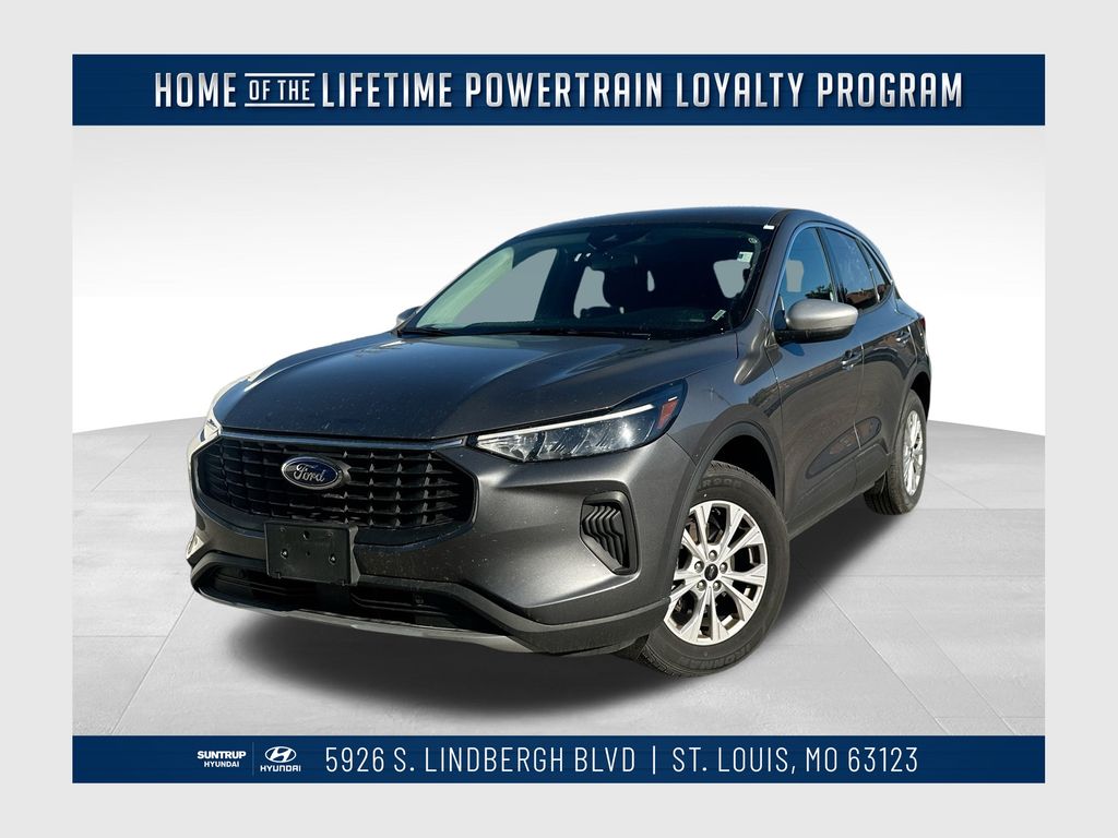 2023 Ford Escape Active's photo