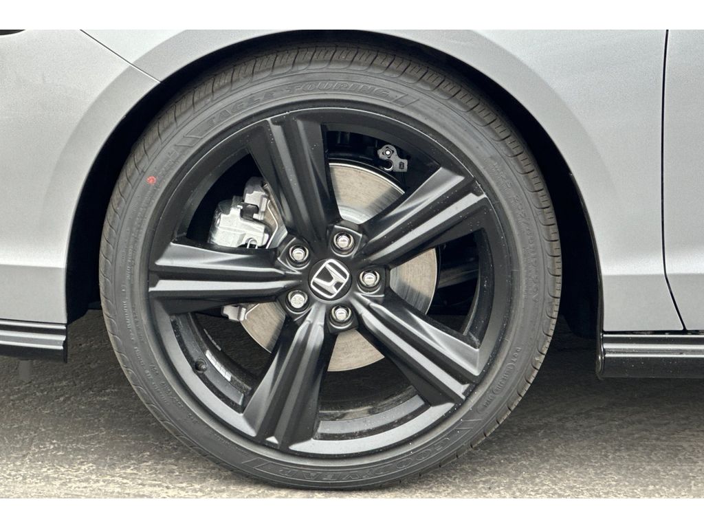 2025 Honda Accord Hybrid Sport-L photo 27