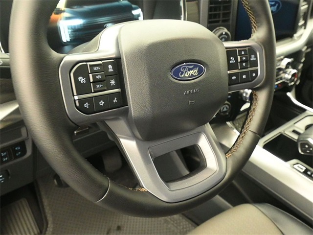 2025 Ford F-150 Lariat photo 15