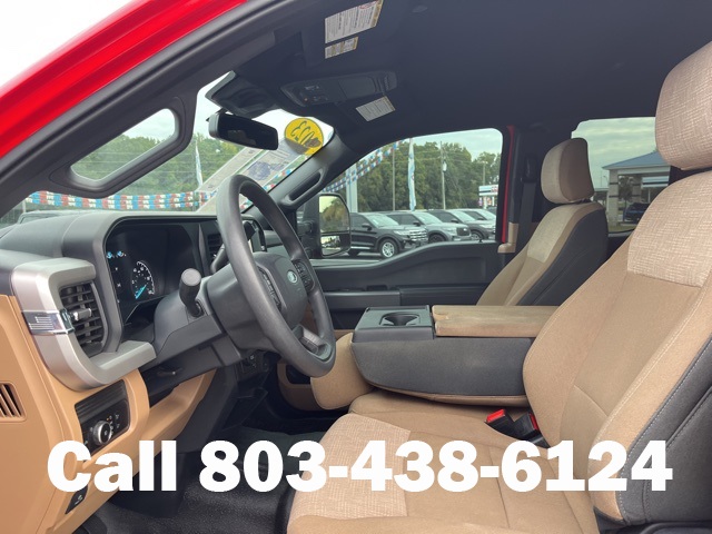 2023 Ford F-350 XLT photo 5