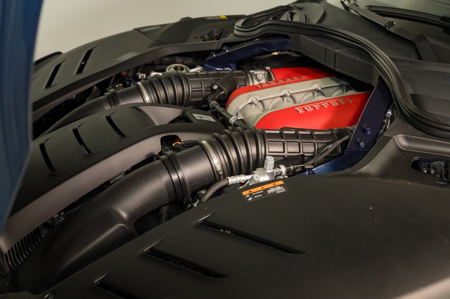 2024 Ferrari Purosangue photo 40