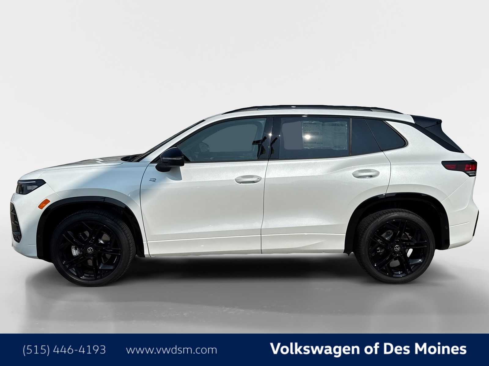 2025 Volkswagen Tiguan SE R-Line Black photo 3