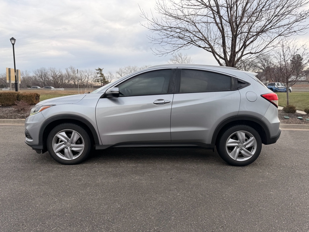 Used 2019 Honda HR-V EX with VIN 3CZRU5H55KM716461 for sale in Kansas City
