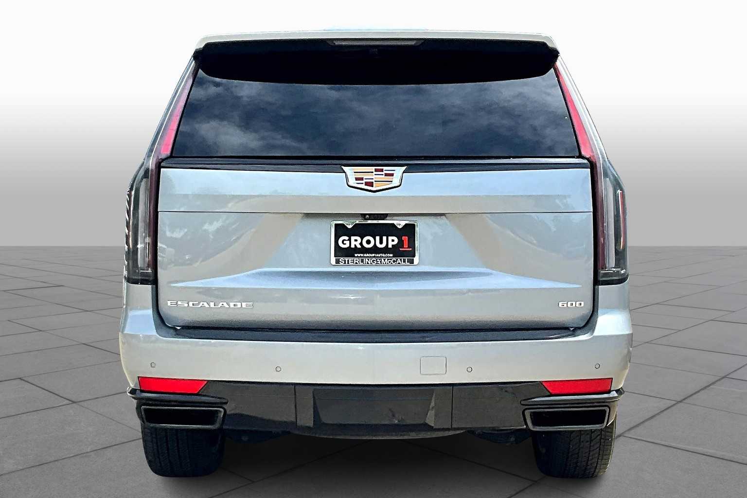 2023 Cadillac Escalade Sport photo 4