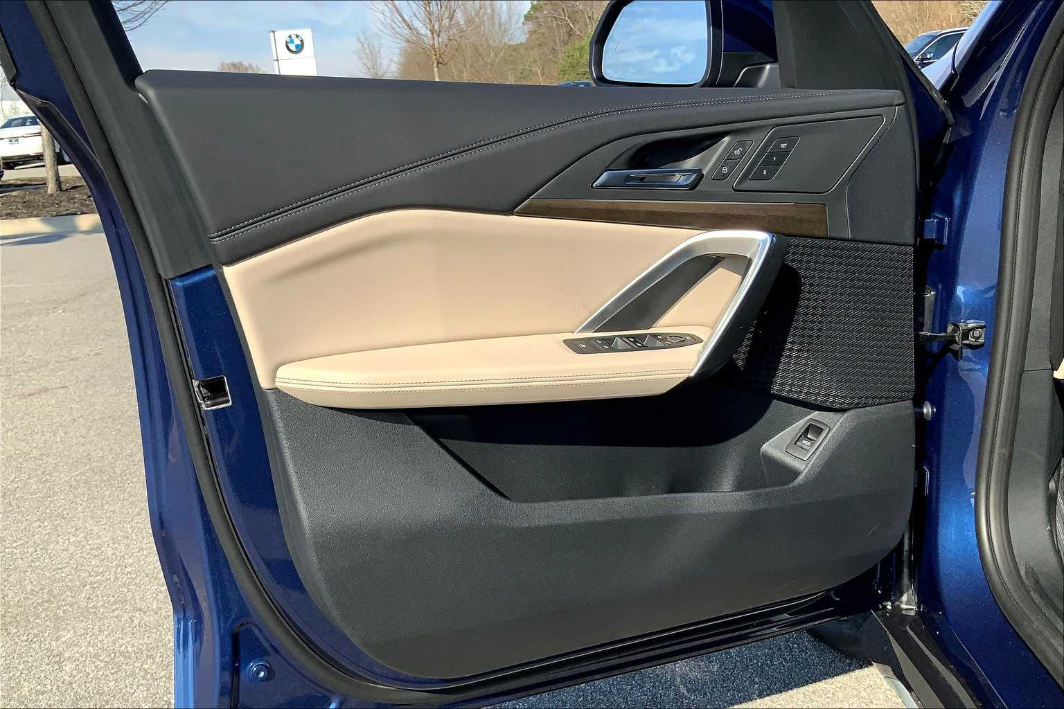 2025 BMW X1 28i - Photo 10