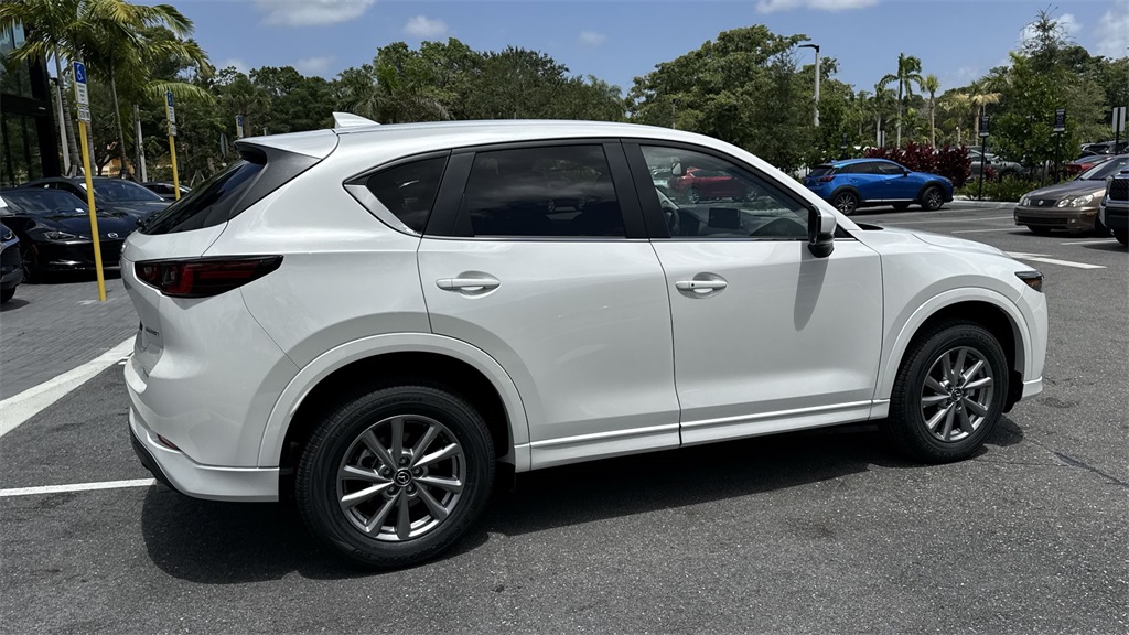 2025 Mazda CX-5 2.5 S Preferred photo 3