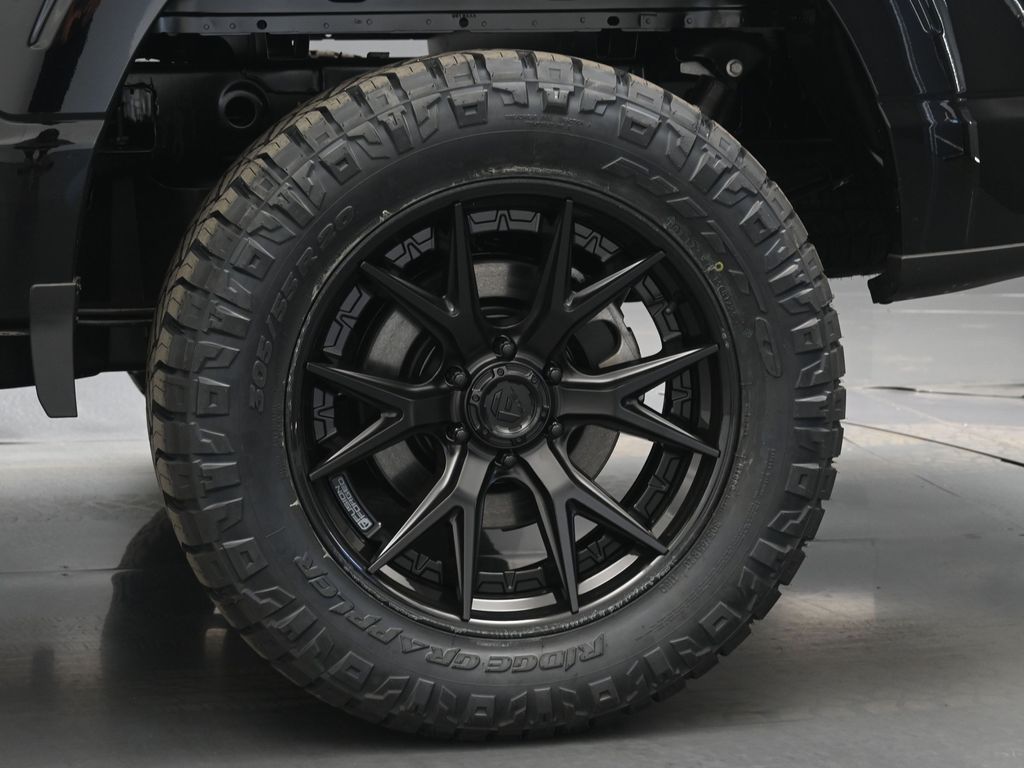 2025 Ford F-150 XLT photo 21