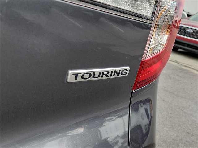 2022 Honda Pilot Touring photo 4