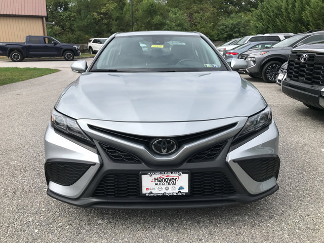 2023 Toyota Camry SE photo 3