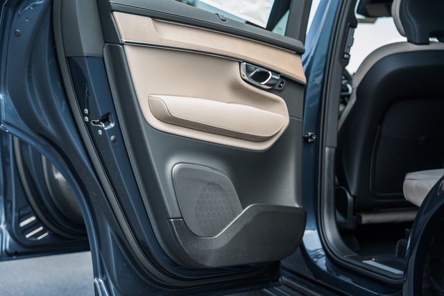 2026 Volvo XC90 photo 30