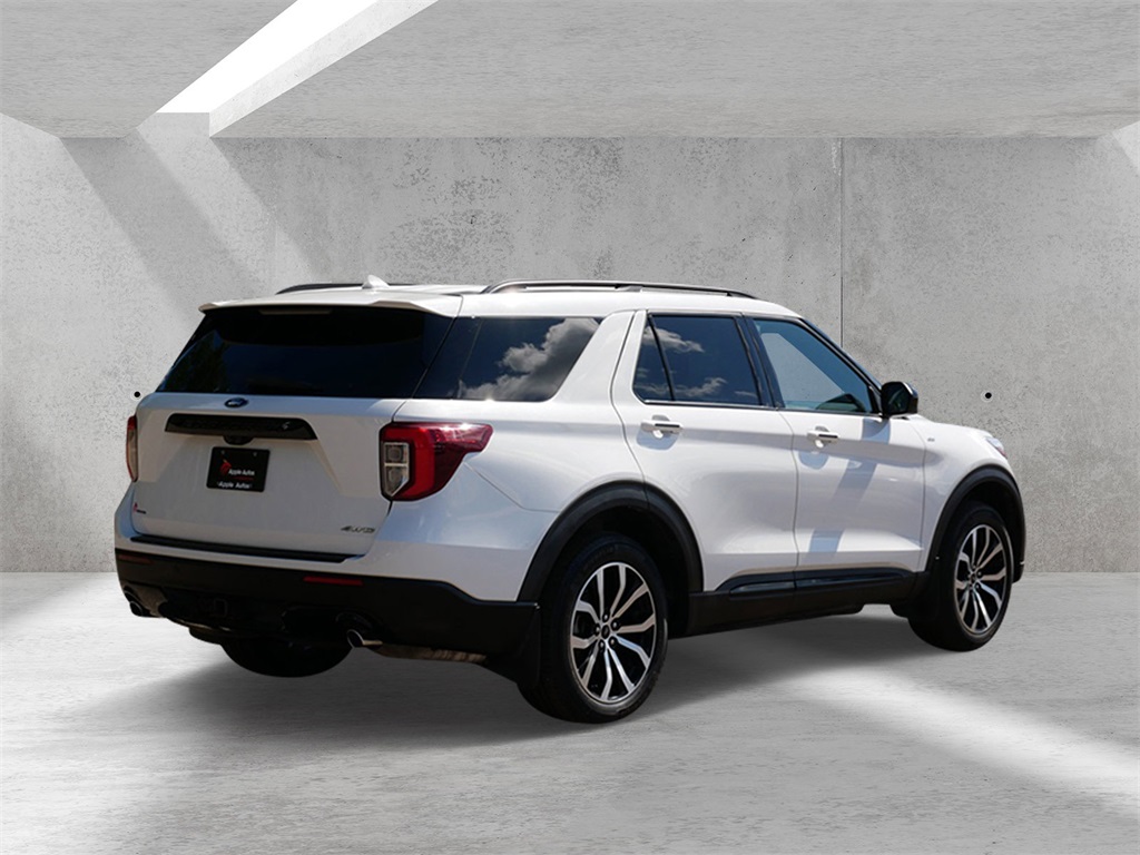 2022 Ford Explorer ST-Line photo 3