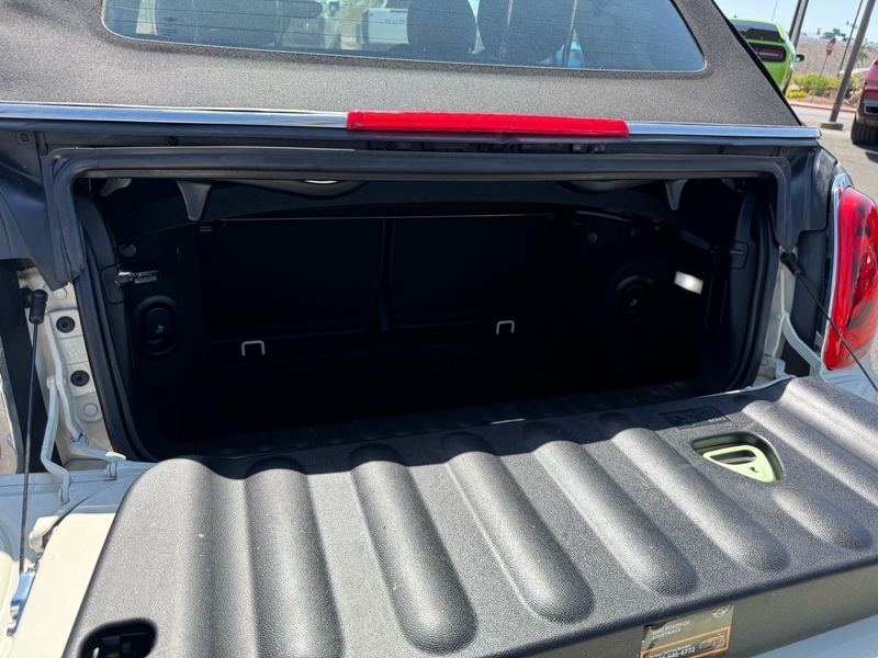 2017 Mini Cooper Convertible S photo 18