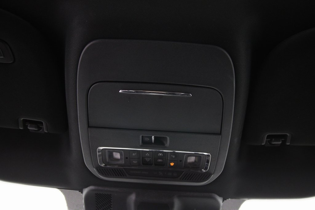 2022 Ford F-150 Lariat photo 18