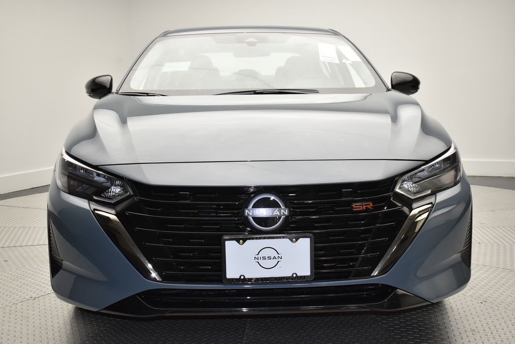 2025 Nissan Sentra SR photo 2
