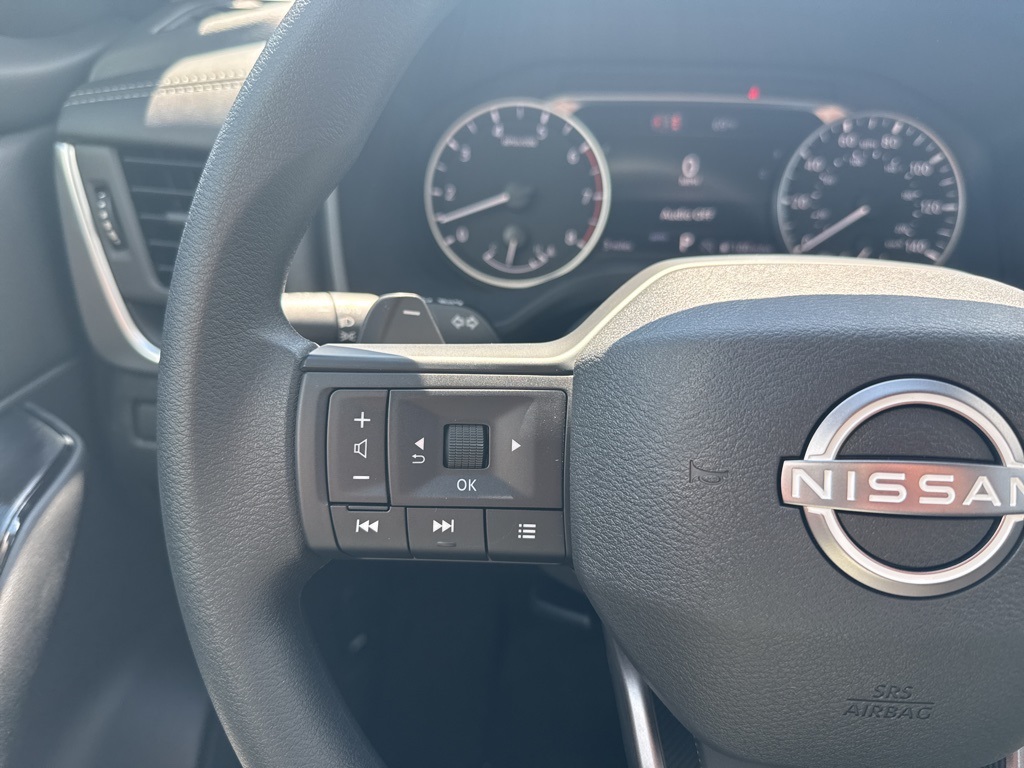 2026 Nissan Rogue S photo 18