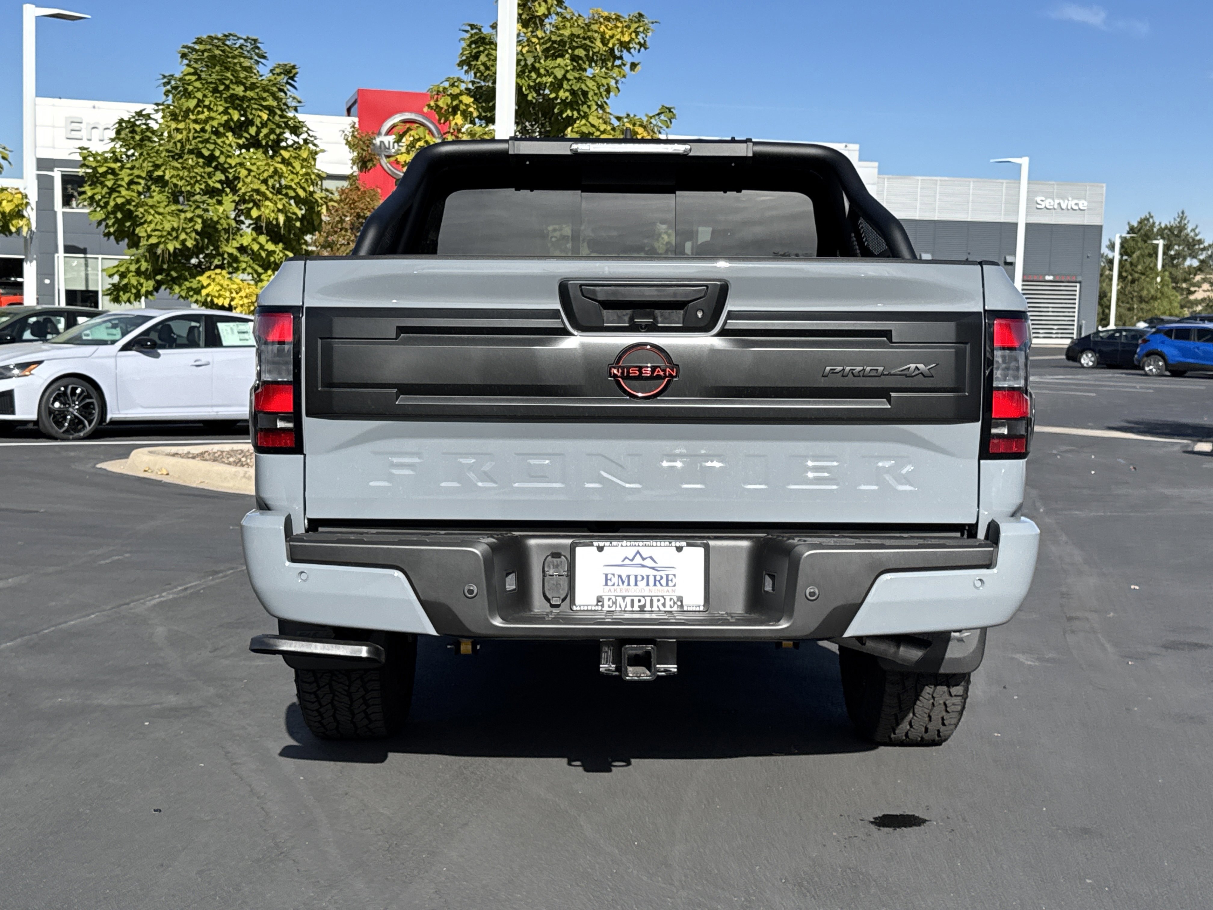 2025 Nissan Frontier PRO-4X photo 2