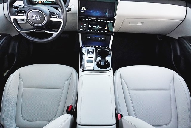 Used 2022 White Hyundai Limited image 22