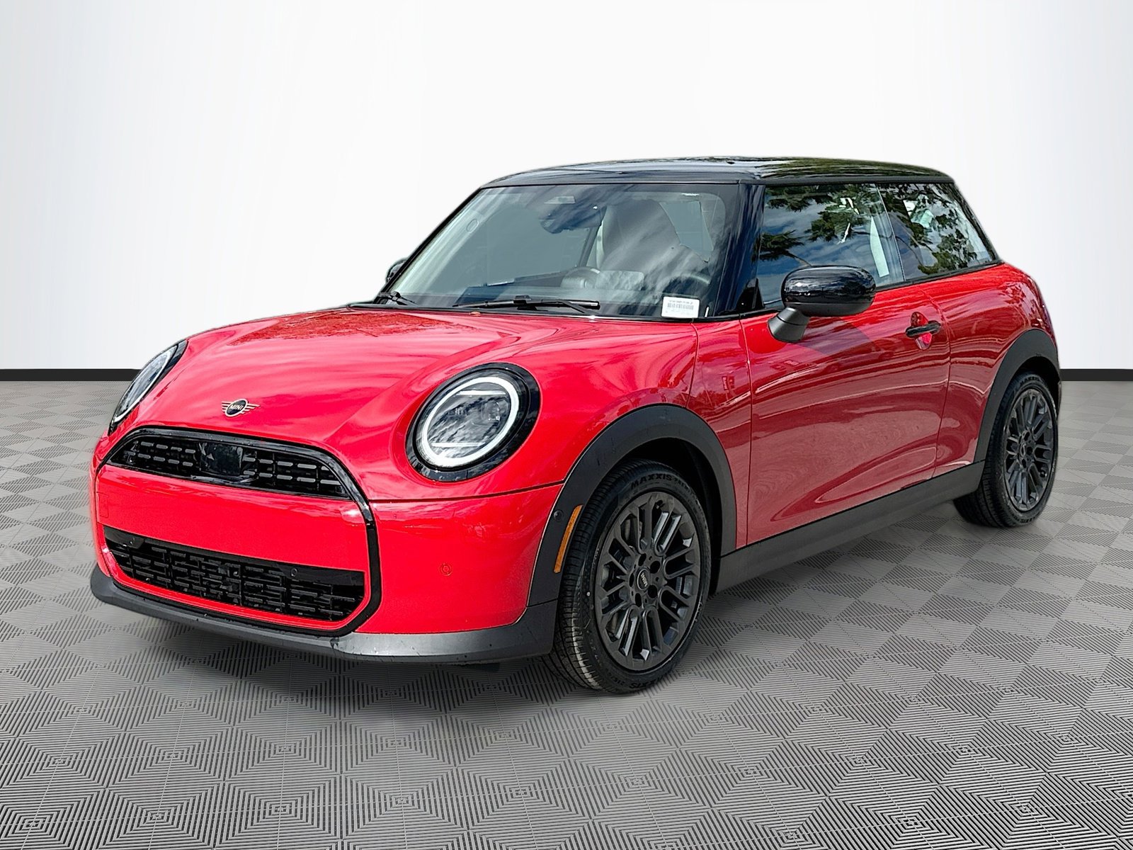 2025 Mini Cooper 2 Door Hardtop Signature photo 3