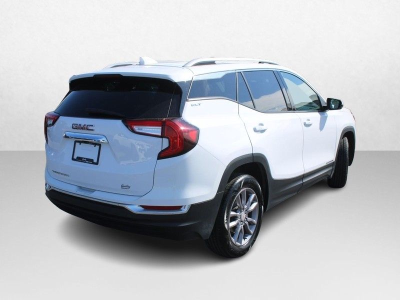 2023 Gmc Terrain SLT photo 3