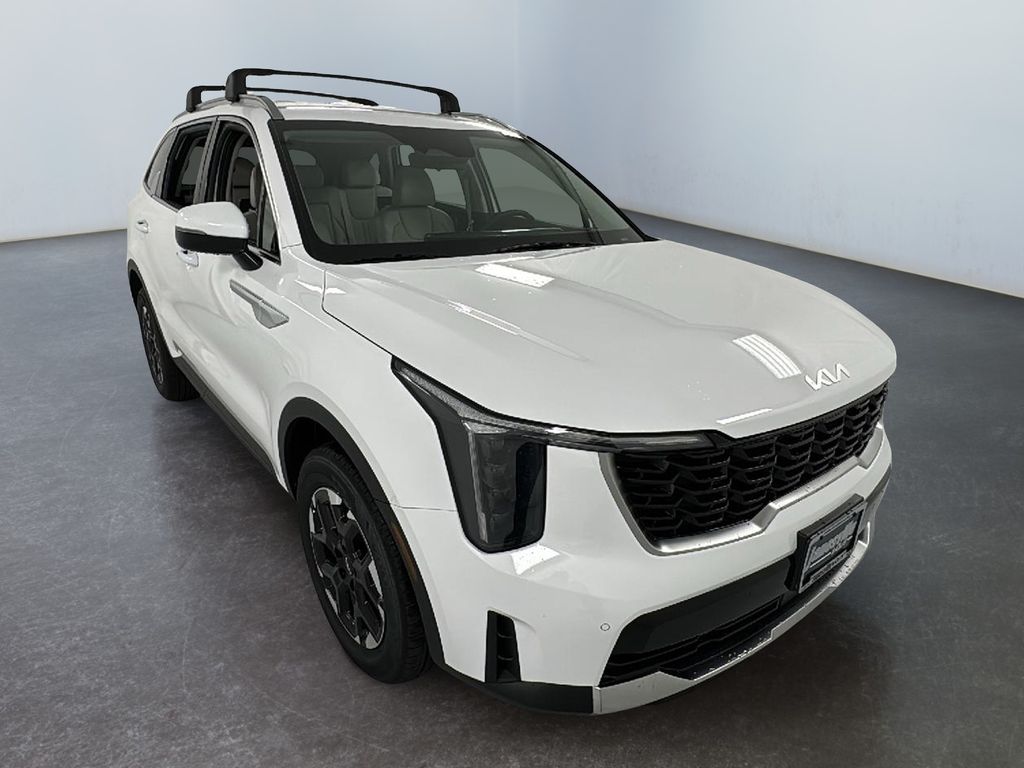2025 Kia Sorento S's photo