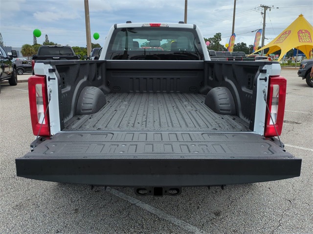 2026 Ford F-350 XL photo 12